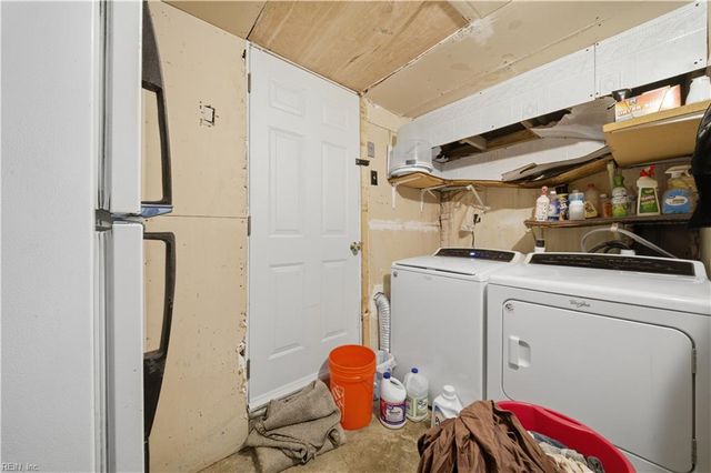 6964 Doummar DR, Norfolk, VA 23518