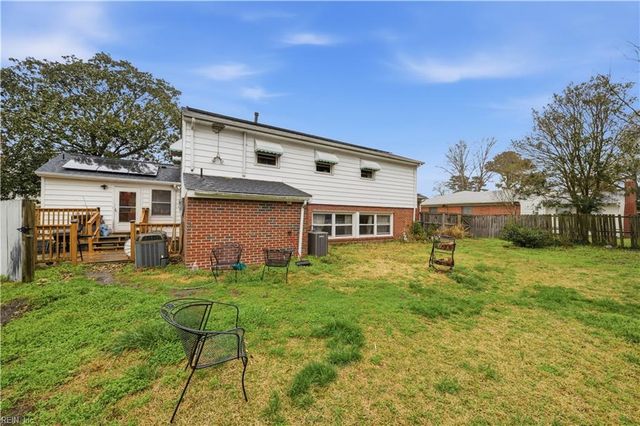 6964 Doummar DR, Norfolk, VA 23518