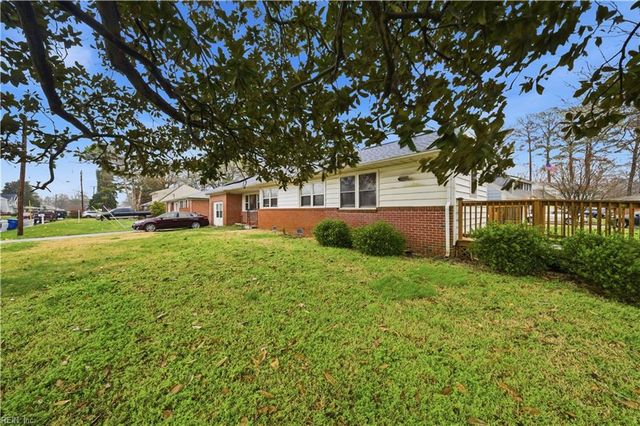 6964 Doummar DR, Norfolk, VA 23518