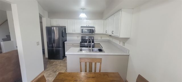 518 Lawrence Avenue 5, Wayland, MI 49348