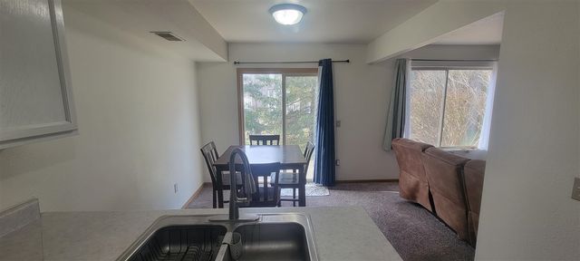 518 Lawrence Avenue 5, Wayland, MI 49348