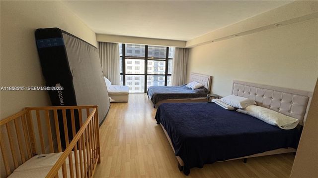 18181 NE 31st Ct 1009, Aventura, FL 33160