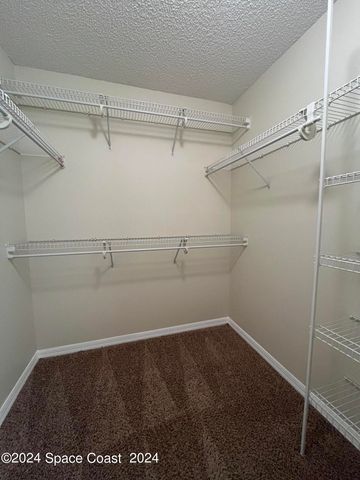 1723 Vista Lake Circle, Melbourne, FL 32904