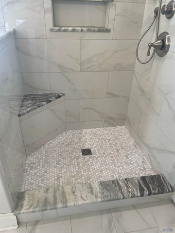 351 Ravensaide Drive, Houma, LA 70360