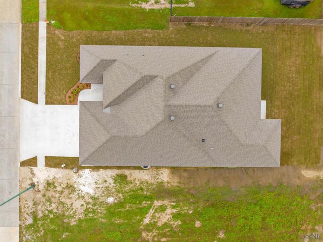 351 Ravensaide Drive, Houma, LA 70360