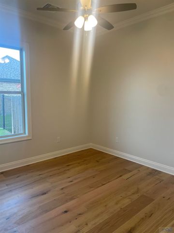 351 Ravensaide Drive, Houma, LA 70360