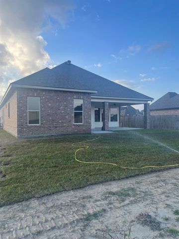 351 Ravensaide Drive, Houma, LA 70360