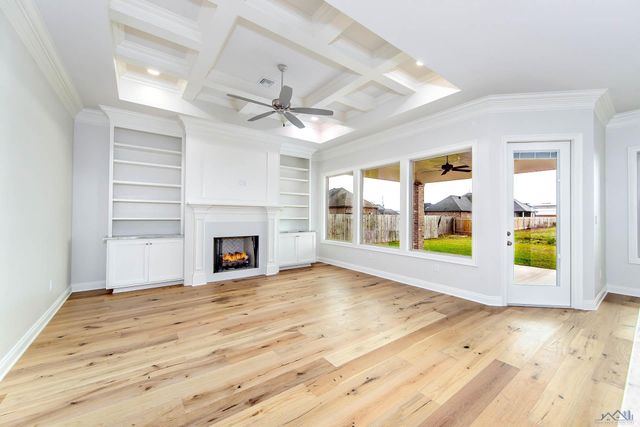 351 Ravensaide Drive, Houma, LA 70360