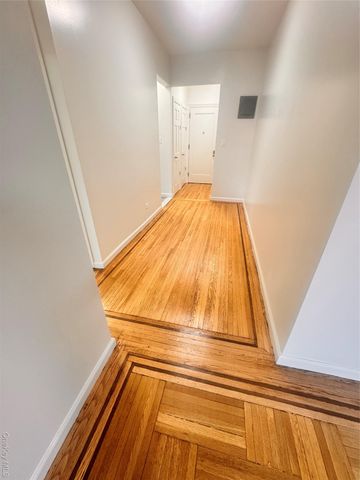 141-25 Northern Blvd B29, Flushing, NY 11354