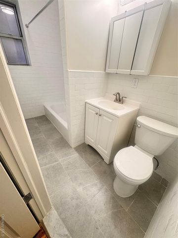 141-25 Northern Blvd B29, Flushing, NY 11354