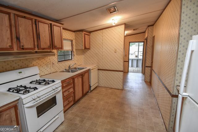 362 Hemlock Lane, Locust Grove, GA 30248