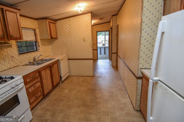 362 Hemlock Lane, Locust Grove, GA 30248