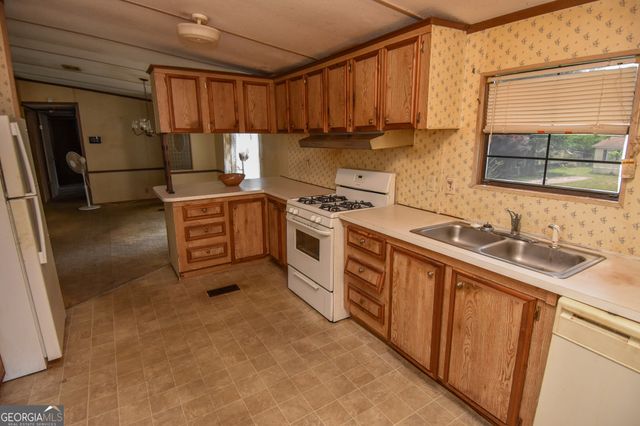 362 Hemlock Lane, Locust Grove, GA 30248
