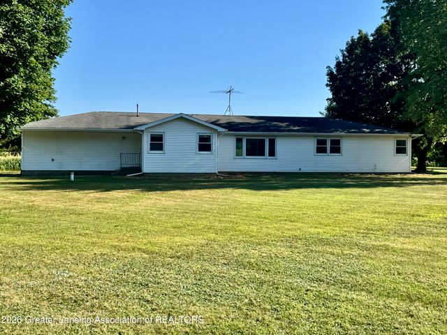 4404 W Columbia Road, Mason, MI 48854