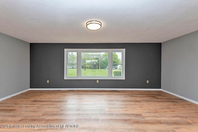 4404 W Columbia Road, Mason, MI 48854