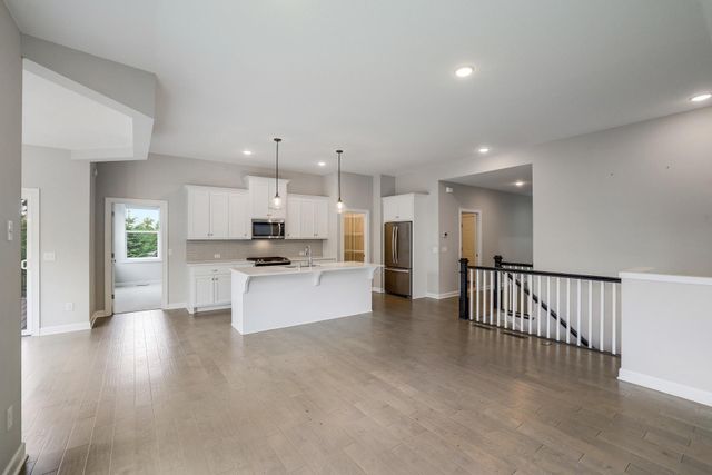 1120 Pine Hill Lane, White Bear Lake, MN 55127