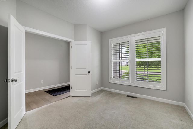 1120 Pine Hill Lane, White Bear Lake, MN 55127