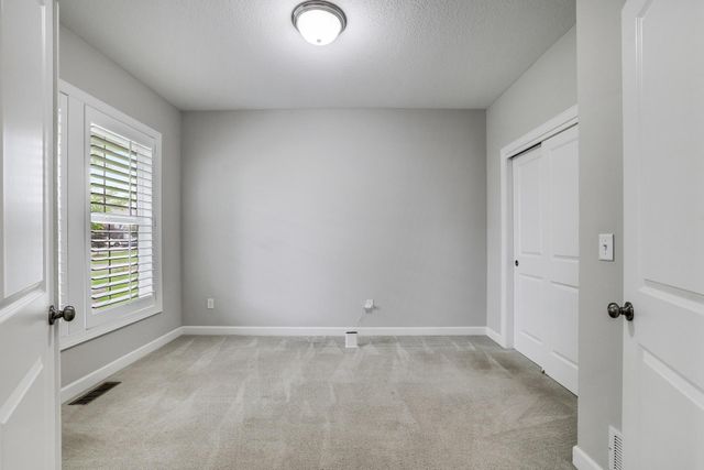 1120 Pine Hill Lane, White Bear Lake, MN 55127