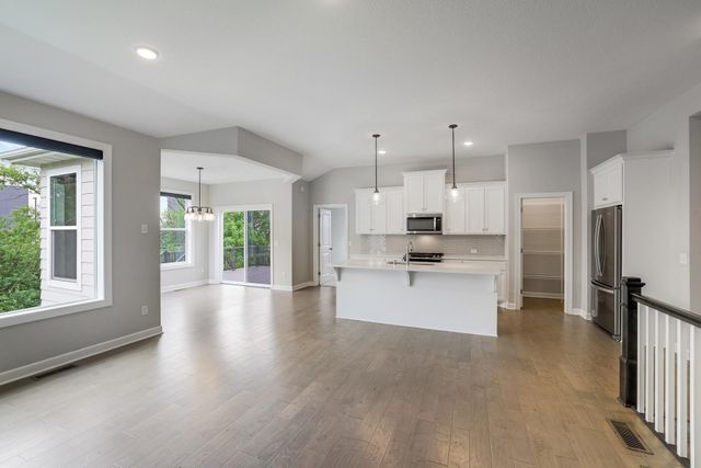 1120 Pine Hill Lane, White Bear Lake, MN 55127