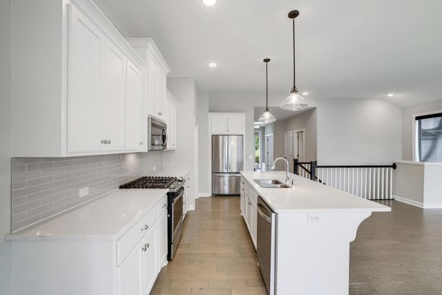 1120 Pine Hill Lane, White Bear Lake, MN 55127