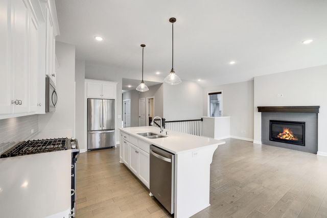 1120 Pine Hill Lane, White Bear Lake, MN 55127