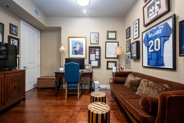 717 S Riverside Dr Apt 609 610, Memphis, TN 38103