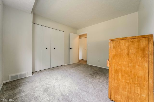 16340 Heather Lane, Middleburg Heights, OH 44130