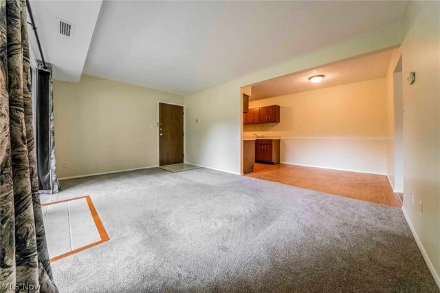 16340 Heather Lane, Middleburg Heights, OH 44130