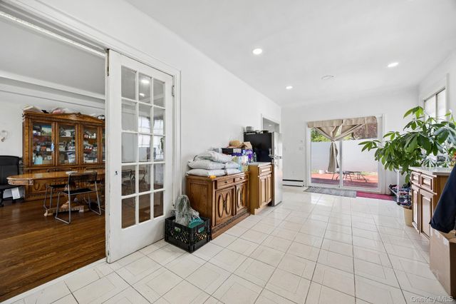 191 Cathedral Avenue, Hempstead, NY 11550