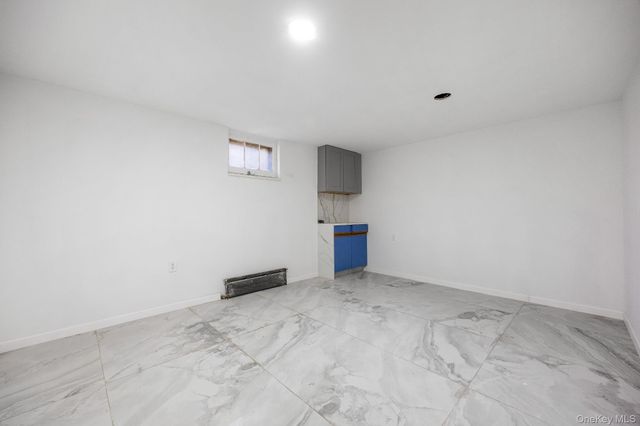 191 Cathedral Avenue, Hempstead, NY 11550