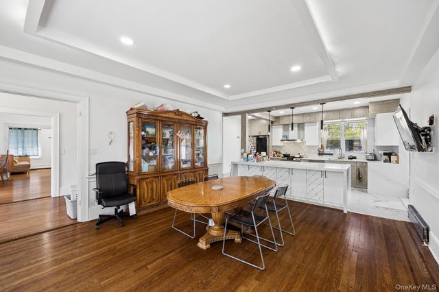 191 Cathedral Avenue, Hempstead, NY 11550
