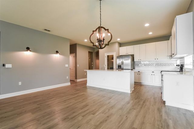 2416 SABASTIAN STREET, Mount Dora, FL 32757