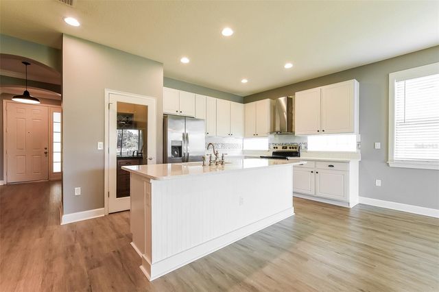 2416 SABASTIAN STREET, Mount Dora, FL 32757