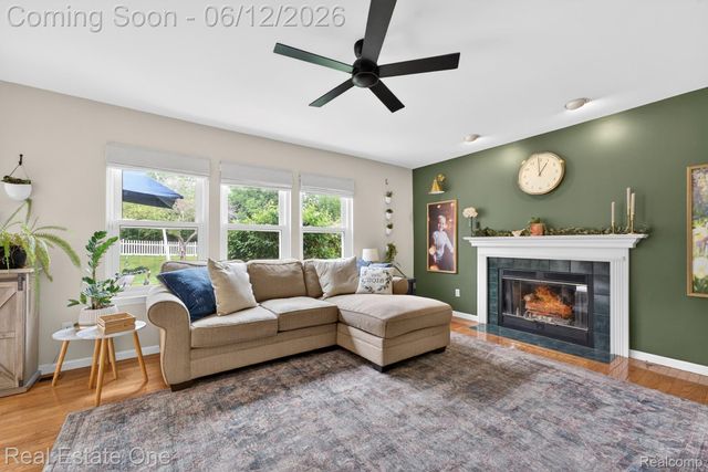 3736 Highlander Way W, Pittsfield Charter Township, MI 48108