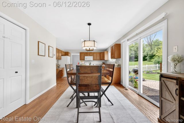 3736 Highlander Way W, Pittsfield Charter Township, MI 48108