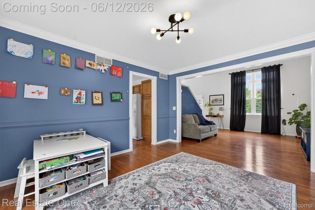 3736 Highlander Way W, Pittsfield Charter Township, MI 48108