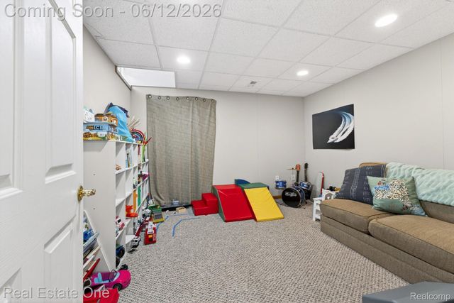 3736 Highlander Way W, Pittsfield Charter Township, MI 48108