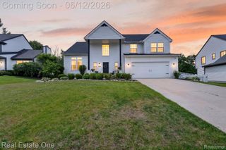 3736 Highlander Way W, Pittsfield Charter Township, MI 48108