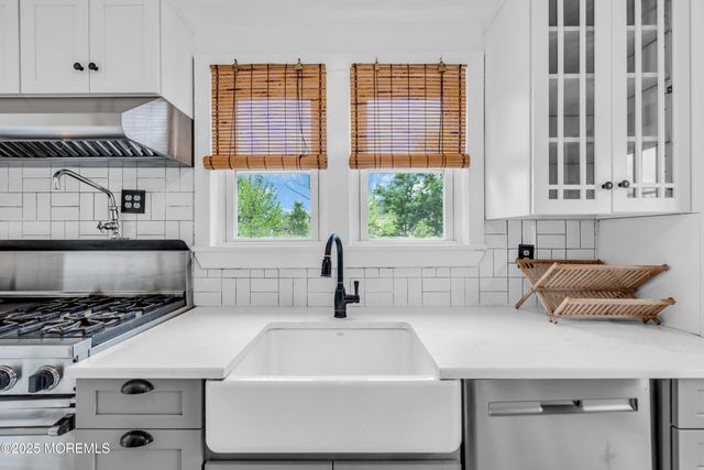 208 Cedar Street, Lakehurst, NJ 08733