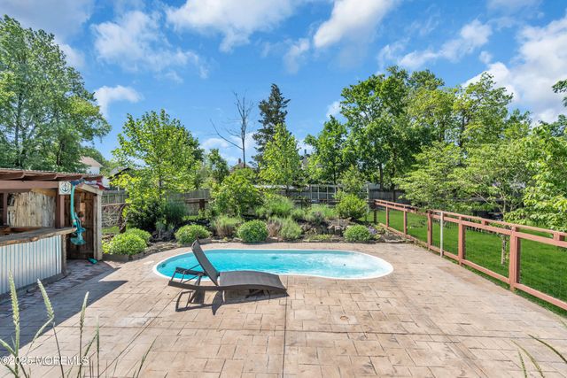 208 Cedar Street, Lakehurst, NJ 08733