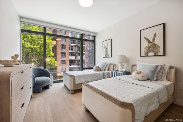 38-20 Parsons Boulevard 602, Flushing, NY 11354