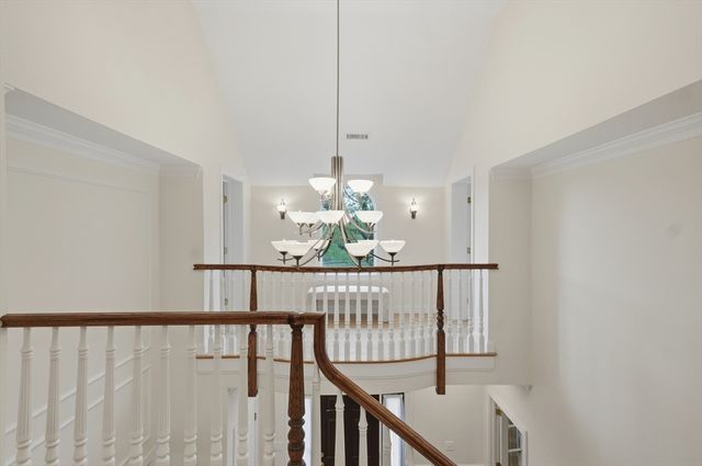 340 S Main St, Andover, MA 01810