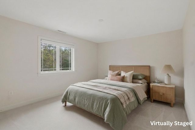 340 S Main St, Andover, MA 01810