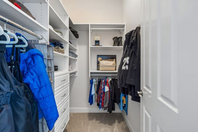 121 Tattnall Ct, Gallatin, TN 37066