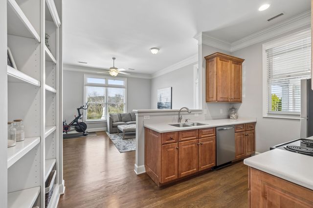 121 Tattnall Ct, Gallatin, TN 37066