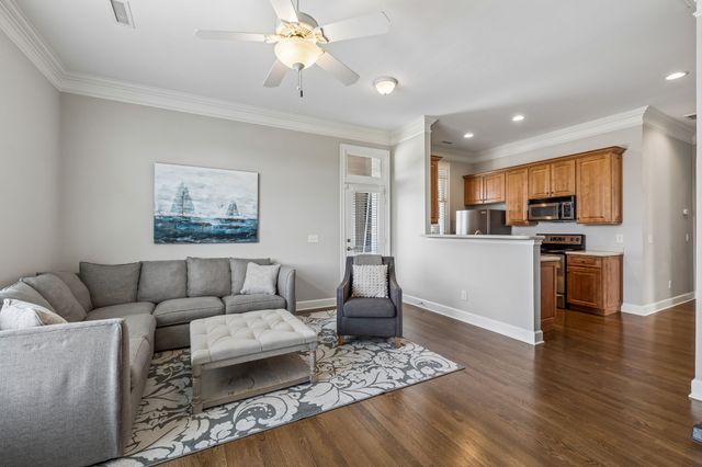 121 Tattnall Ct, Gallatin, TN 37066