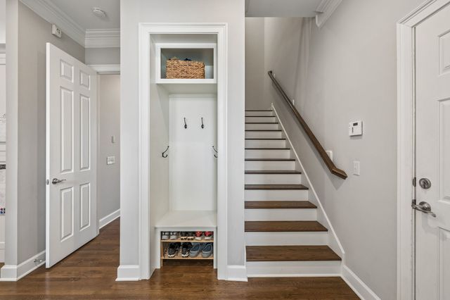 121 Tattnall Ct, Gallatin, TN 37066