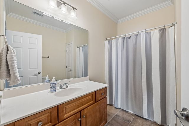 121 Tattnall Ct, Gallatin, TN 37066