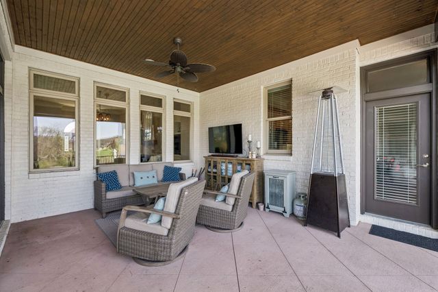 121 Tattnall Ct, Gallatin, TN 37066