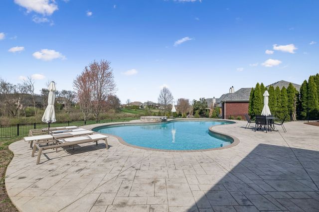 121 Tattnall Ct, Gallatin, TN 37066